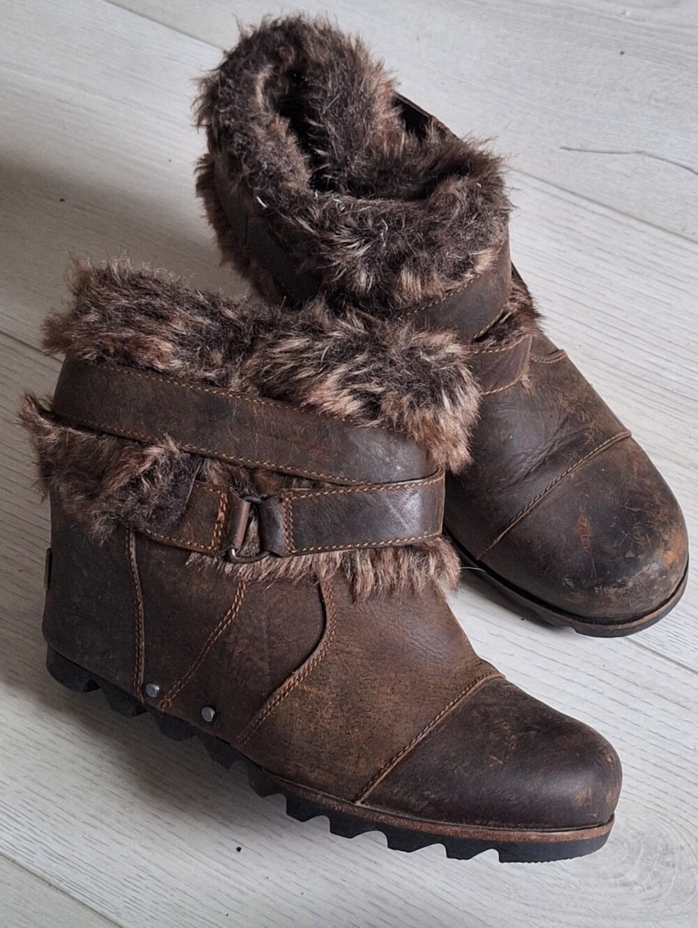 Sorel Joan of Artic Wedge Ankle Boots 7.5
